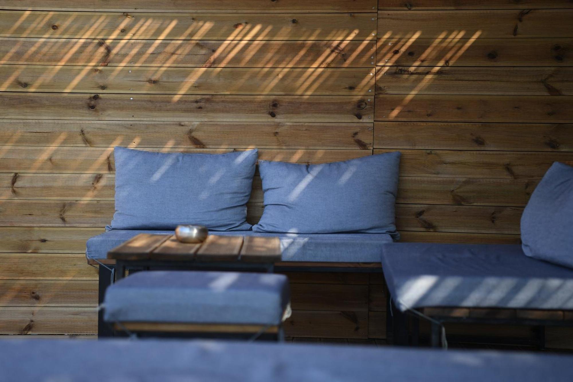Nostos Beachfront Apartments & Studios Agios Ioannis  Exteriör bild