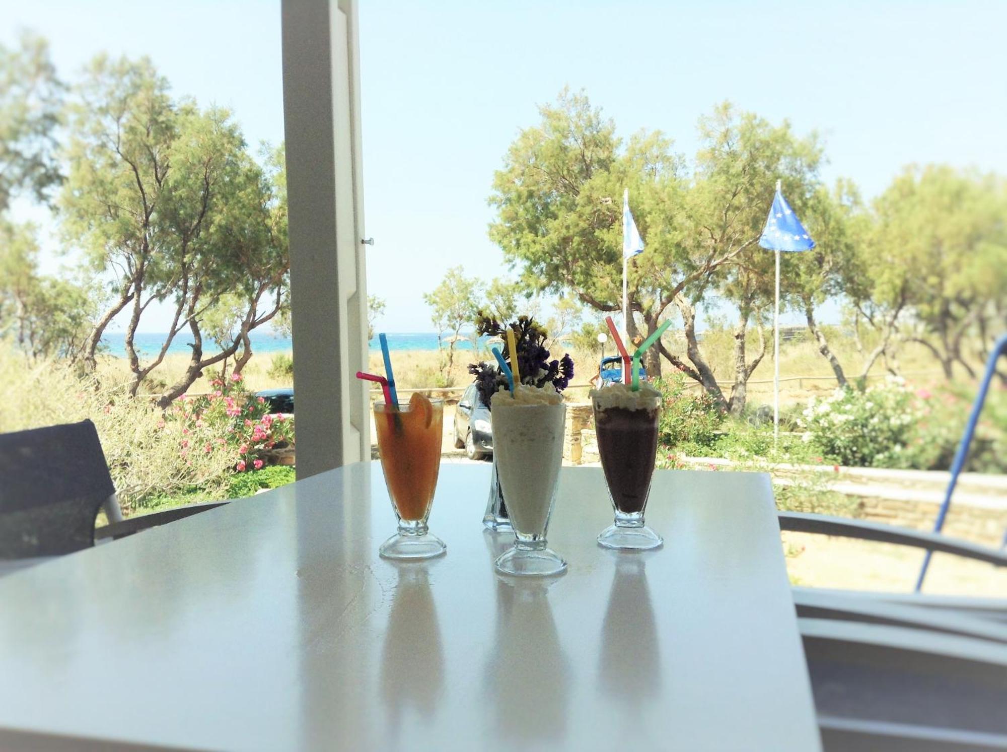 Nostos Beachfront Apartments & Studios Agios Ioannis  Exteriör bild