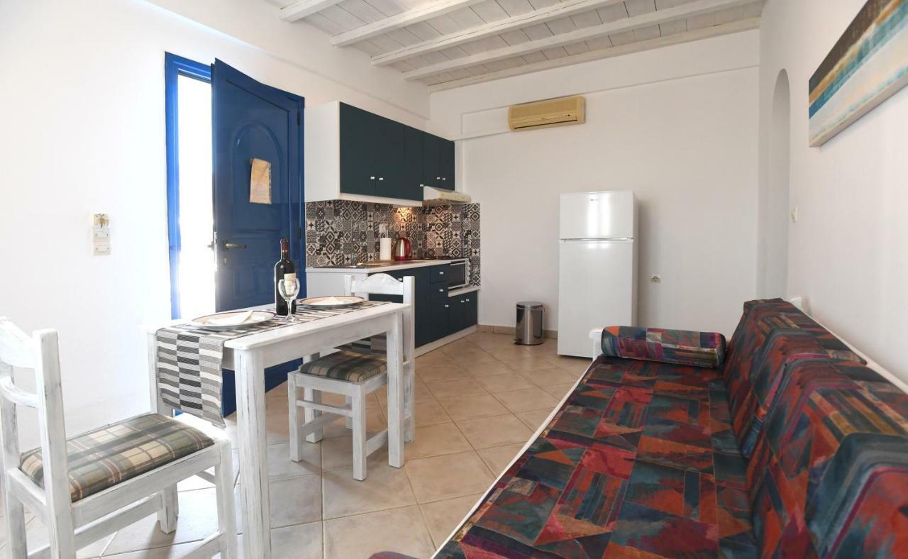 Nostos Beachfront Apartments & Studios Agios Ioannis  Exteriör bild