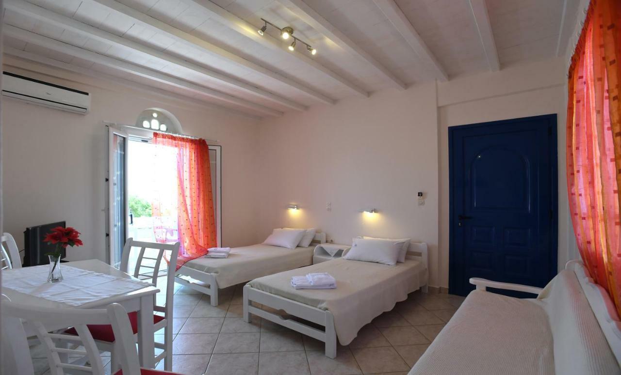 Nostos Beachfront Apartments & Studios Agios Ioannis  Exteriör bild